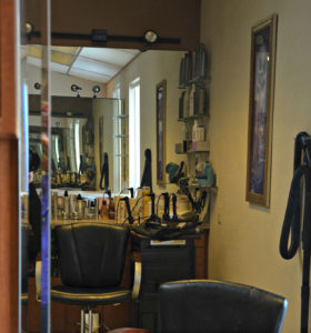 Racine hair salon station